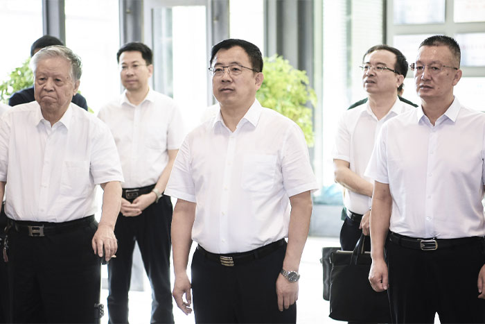 大事记 | 自治区党委常委、银川市委书记赵旭辉调研PA集团中国机器人装备智能化研发生产情况